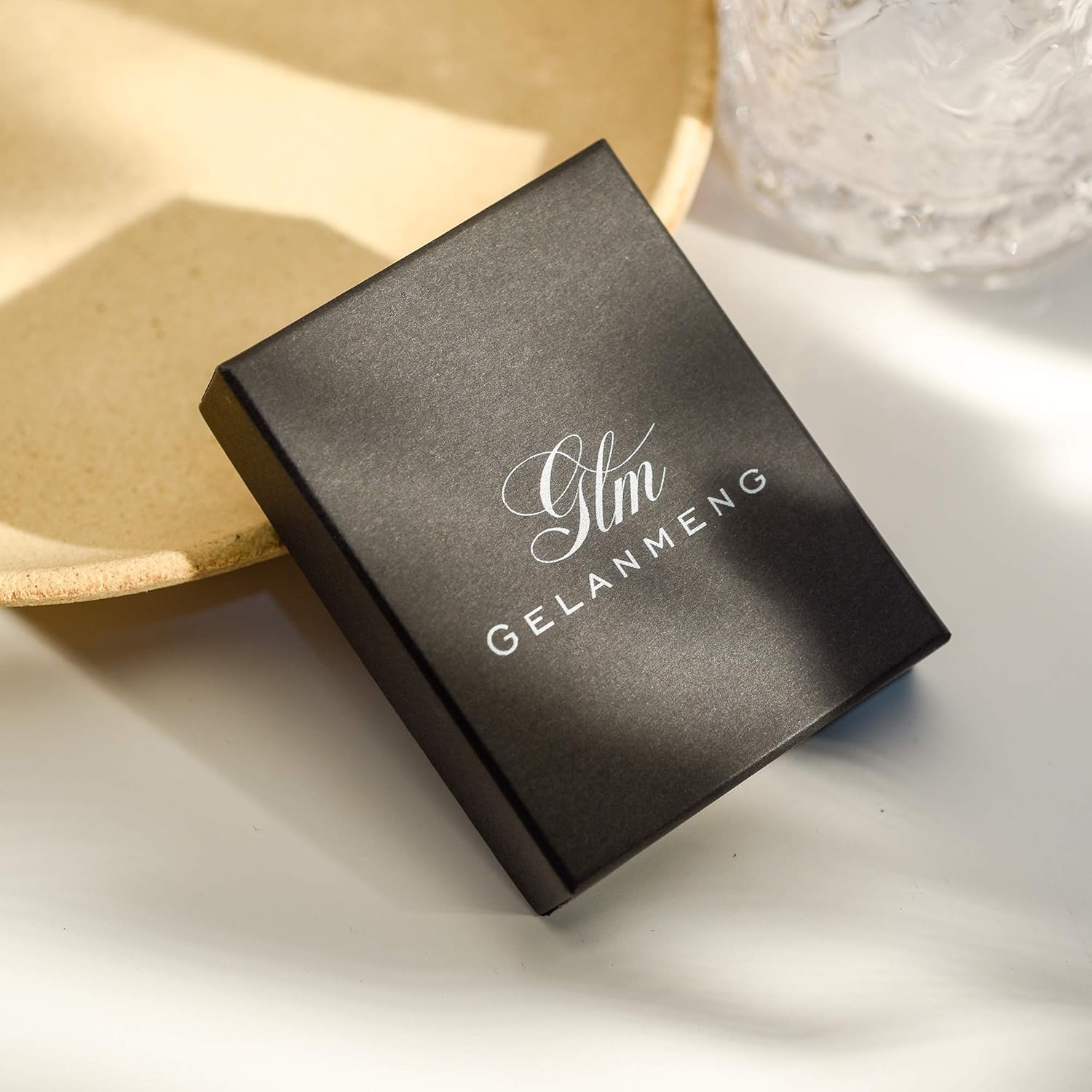 Glimmering Oval Drops
